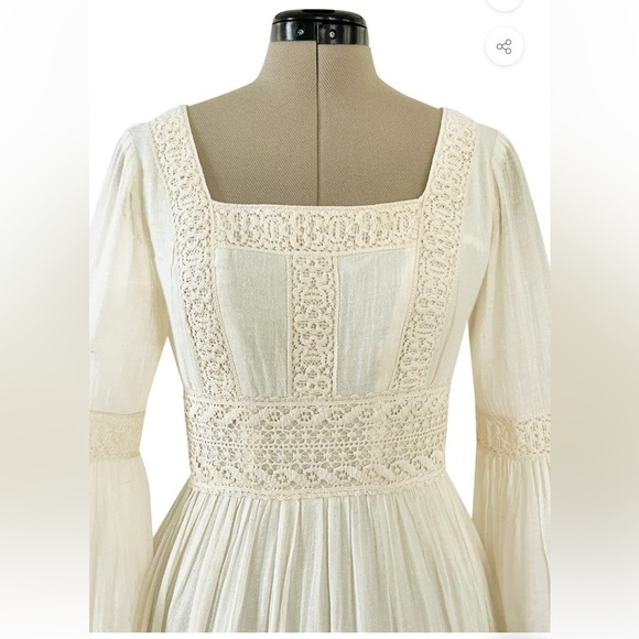 Victor Costa Mexican Wedding Dress Ivory Cotton Gauze & Lace Dress Romantic 1970 - Picture 11 of 16